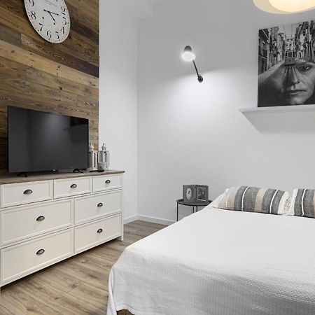 פילה Niron Apartament Dom Z Papieru Lizbona מראה חיצוני תמונה